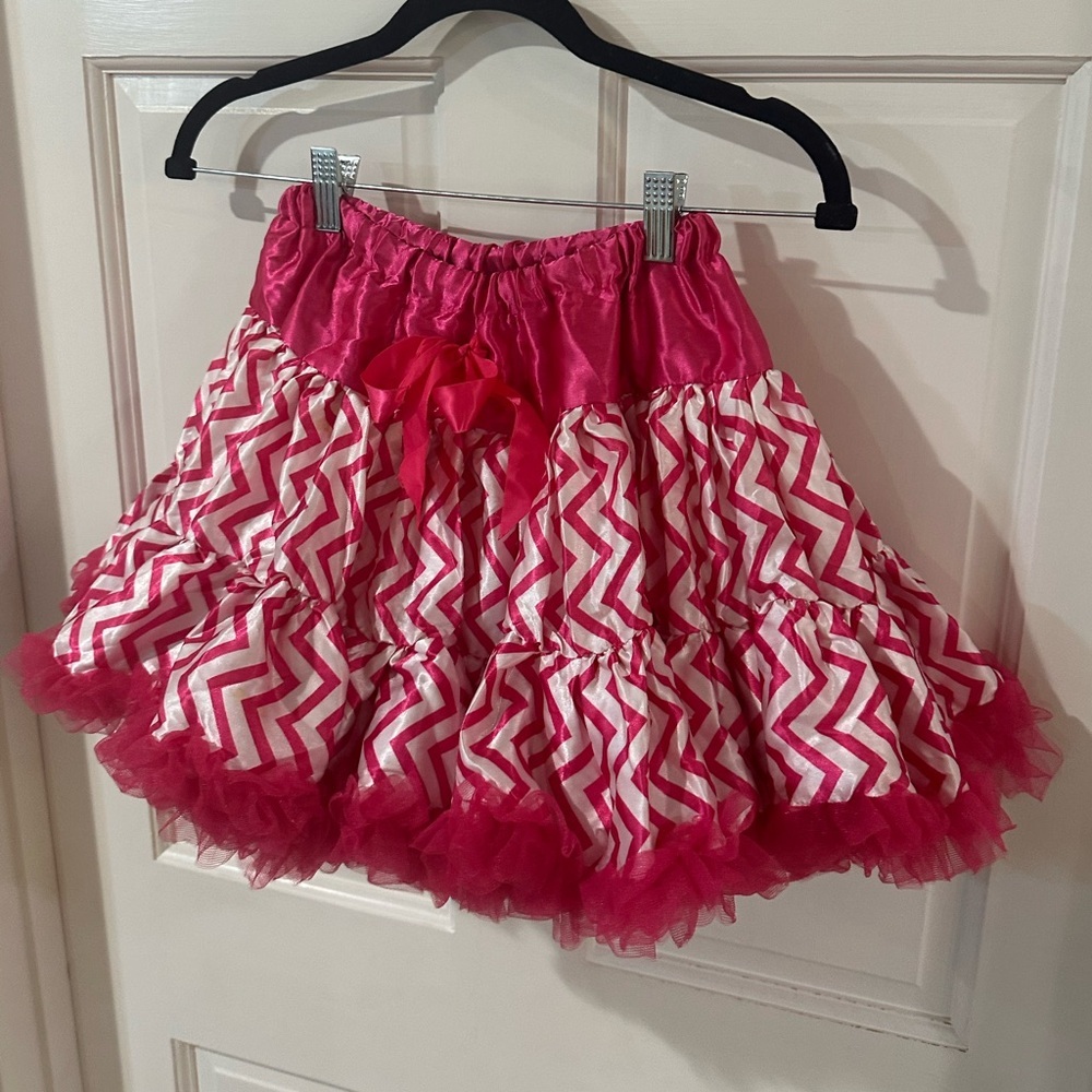 BigDreamz (YL) Pink Chevron Kids Skirt